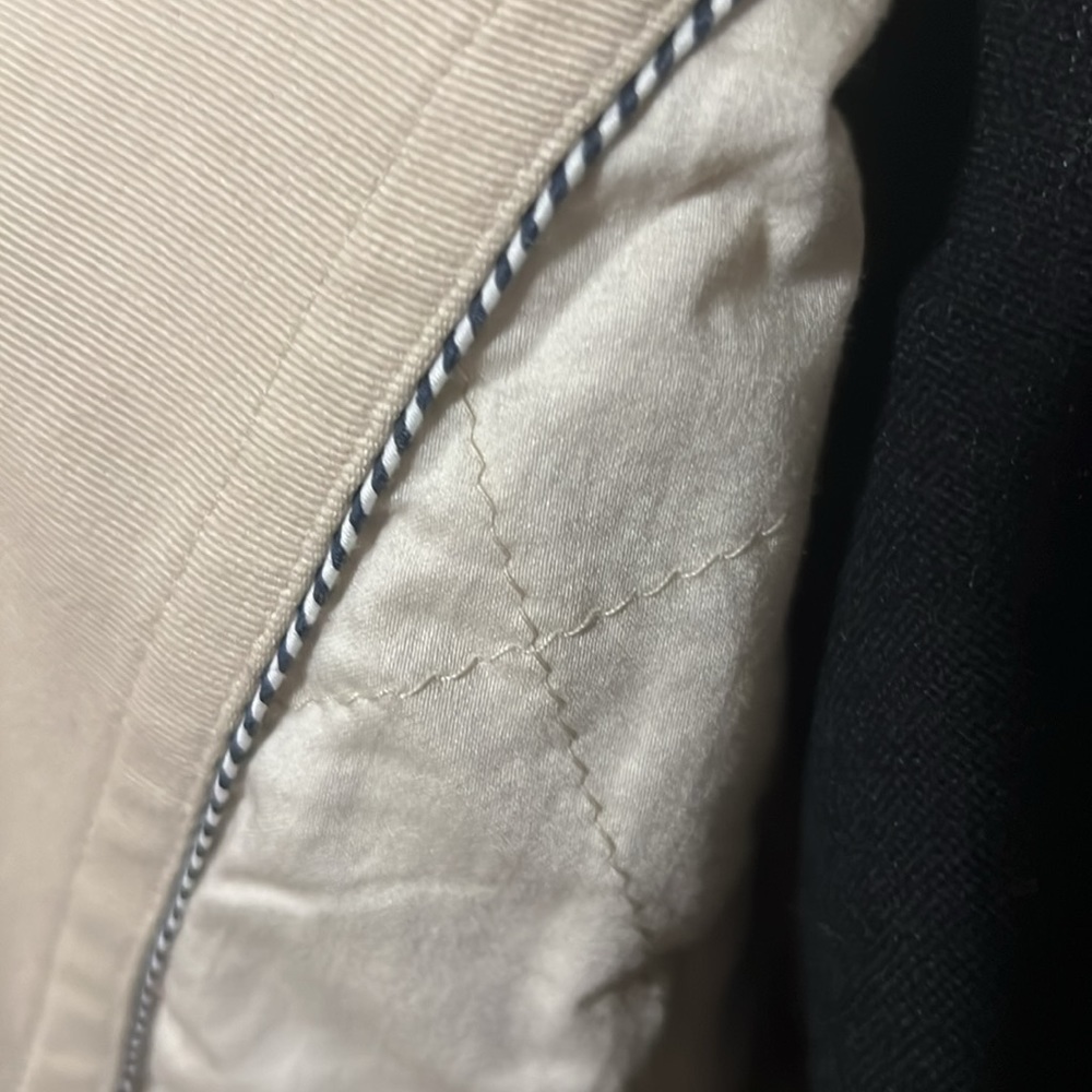 Coat - Picture 8 of 11